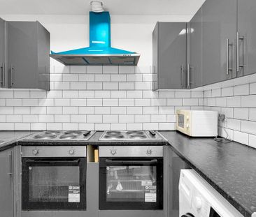 4 bedroom maisonette to rent - Photo 5