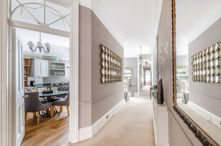 4 bedroom flat to rent - Photo 2