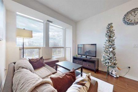 For Lease - 628 Fleet Street Unit# 413, Toronto, Ontario - Photo 3