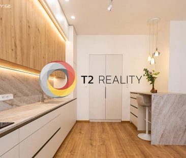 Pronájem bytu 4+kk 91 m² - Photo 2