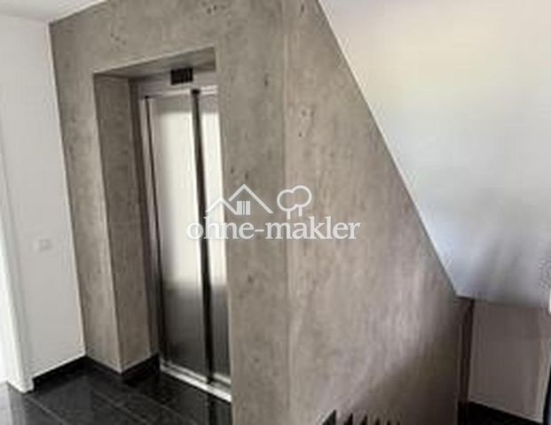 **Souterrain-Wohnung mit Wohlfühl- Terrasse!** - Foto 1