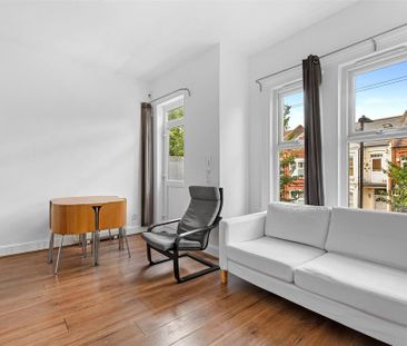 3 bedroom apartment to rent - Photo 1