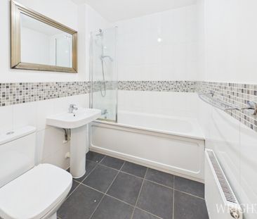 2 bedroom Apartment - Otto Road, Welwyn Garden City - Photo 6