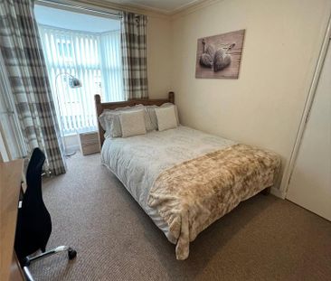 5 bedroom terraced house to rent - Photo 5