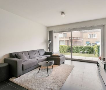 Gelijkvloers appartement met 2 slaapkamers en tuin te huur. - Foto 1