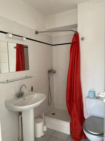 Location Appartement 1 pièce 18m² PERPIGNAN 66000 - Photo 3