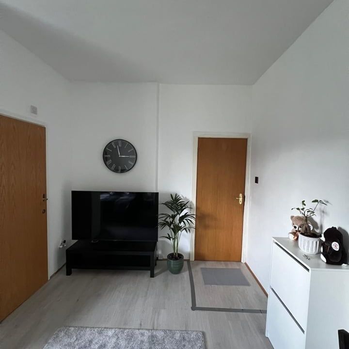 Room in a Shared House, North Circular Road, NW10 - Photo 1