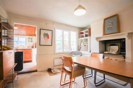 3 bedroom semi-detached house to rent - Photo 3