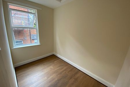 Clarendon Road, BIRMINGHAM - Photo 3