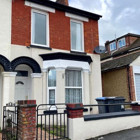 Limes Road, Dover, CT16 2NA, Kent - Photo 4