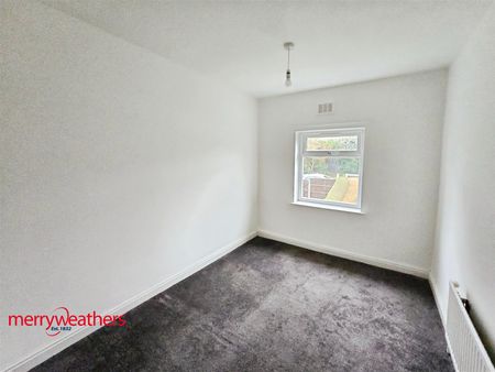 3 bed semi-detached house to rent in Heatons Bank, Rawmarsh, S62 - Photo 4