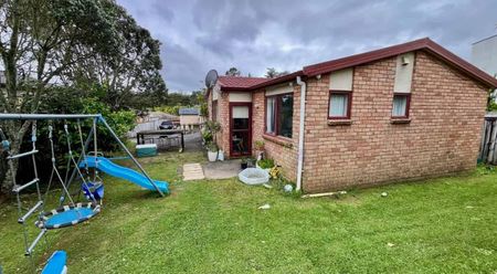 3-Bedroom Home Ã¢ÂÂ Quiet, Private, and Well-Maintained - Photo 2