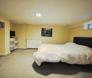 Watford Field Road, Watford - Photo 4