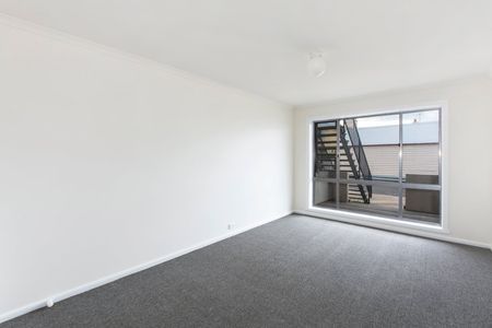 Updated One bedroom Apartment - Photo 3