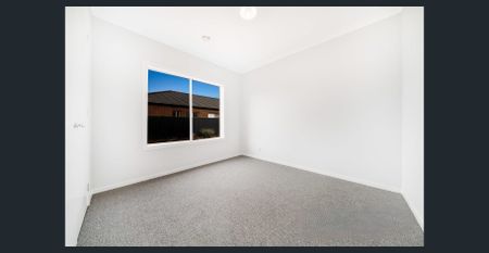 26 Wonnangatta Crescent, Weir Views, Vic 3338 - Photo 4