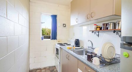 1-Bedroom Unit Available Now Located in Avenal! - Photo 3