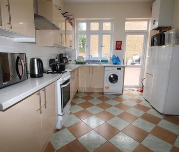 (Bills included) Shrewsbury Road, Forest Gate, E7 - Photo 6