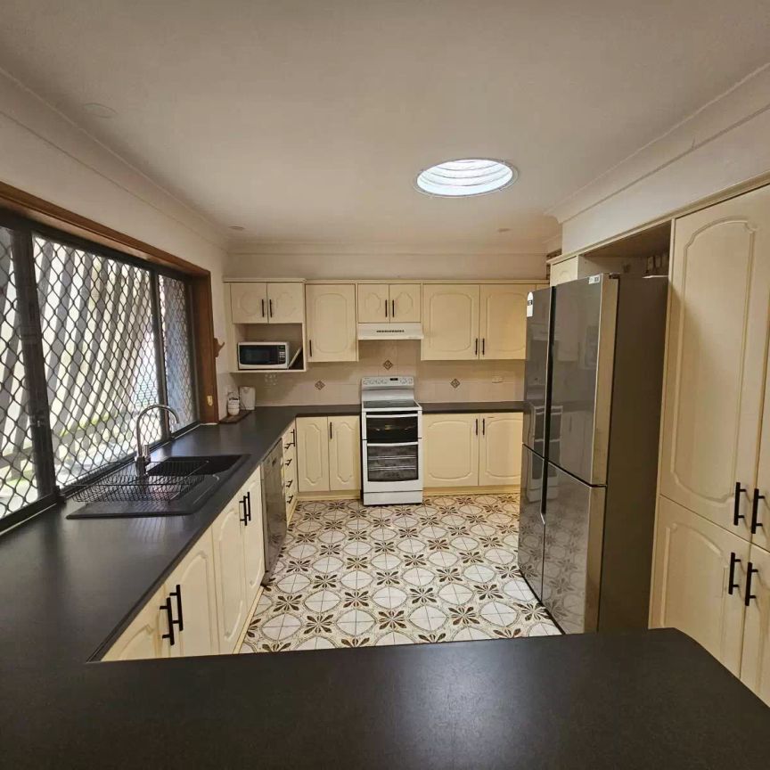 Fully Furnished Riverside Retreat - Photo 1