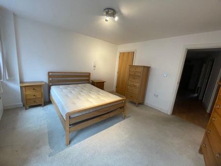 2 bedroom apartment to rent - Photo 4