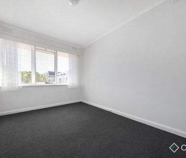 5/76 Robert Street Bentleigh VIC - Photo 5