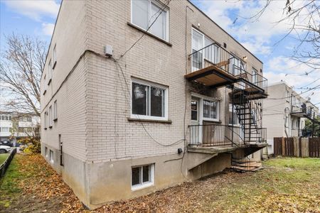 Rue Bernard, H8N 1V8, Montréal - Photo 2