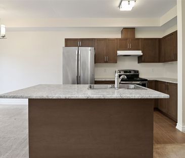 For Lease - 15 Gregory Avenue, Collingwood, Ontario - Photo 5
