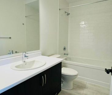 For Lease - 4201 Major Mackenzie Dr Drive, Markham, Ontario - Photo 4