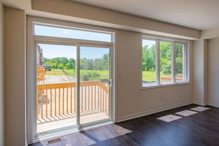 For Lease - 12 Ducharme Drive, Richmond Hill, Ontario - Photo 2