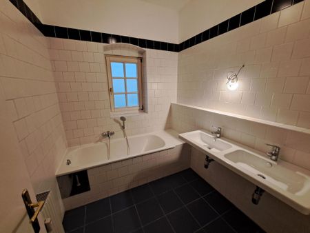 ++großzügige 3-Zimmer Wohnung im Zentrum von Linz++ - Foto 2