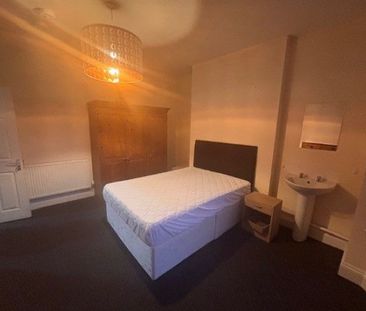 Brackenbury Road, Preston - Photo 3