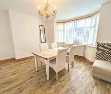 3 Bedroom Semi Detached To Let - Photo 2