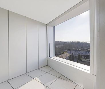 la vie moderne dans la Bäretower = unique et spectaculaire - Photo 2