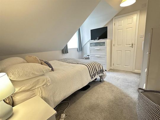 3 bedroom apartment to rent - Photo 1