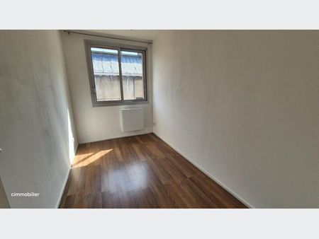 Appartement à Louer à LILLE 800 € - Photo 2