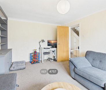 4 bedroom detached house to rent - Photo 4