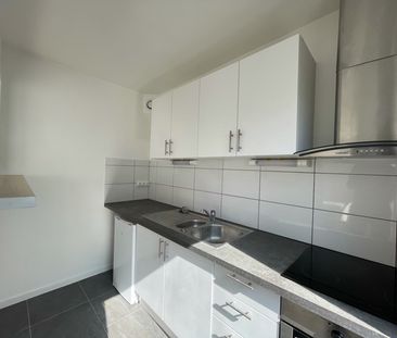 Location Appartement 2 pièces 41m² LILLE 59000 - Photo 5