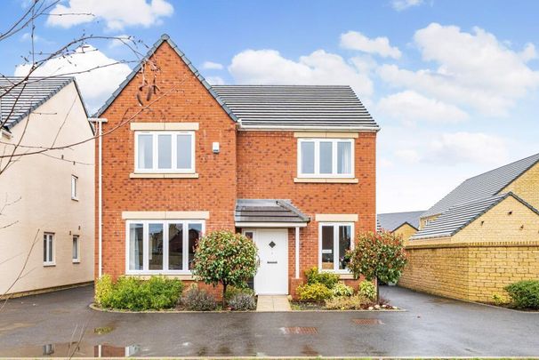 4 bedroom detached house to rent - Photo 1