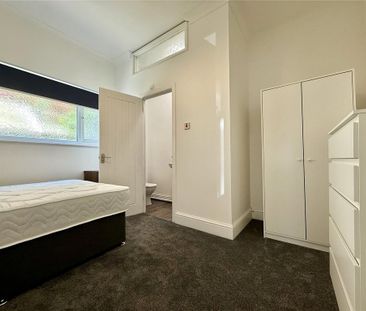 6 bedroom semi-detached house to rent - Photo 4