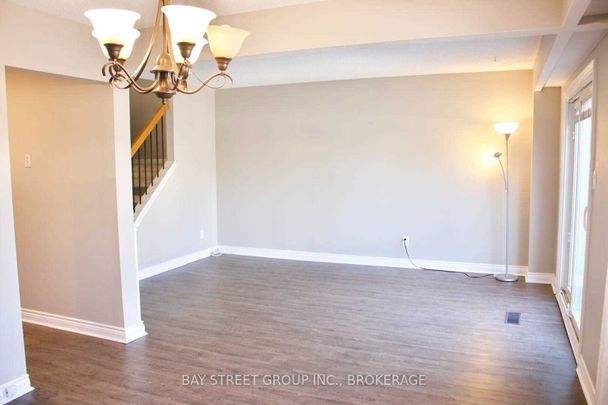 For Lease - 1550 Grosvenor Street Unit# 13, Oakville, Ontario - Photo 1