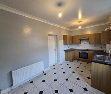2 bedroom terraced house to rent - Photo 6