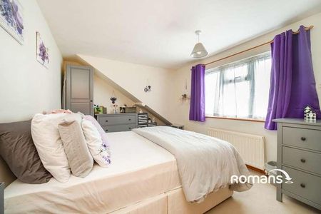 Melrose Gardens, Arborfield Cross, Reading, RG2 - Photo 3