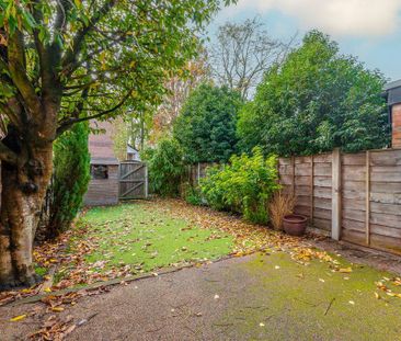 3 bedroom terraced house to rent - Photo 2