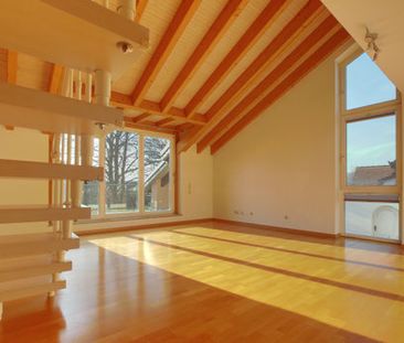 Schöne 4-Zimmer-Loftwohnung mit Balkon in Schwalbach - Foto 1