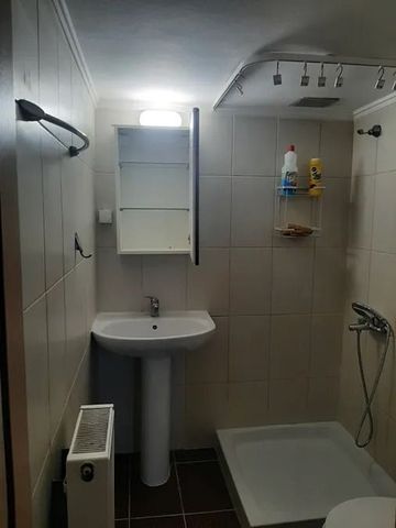 Studio/Γκαρσονιέρα για ενοικίαση Κέντρο (Νεάπολη) - Photo 3