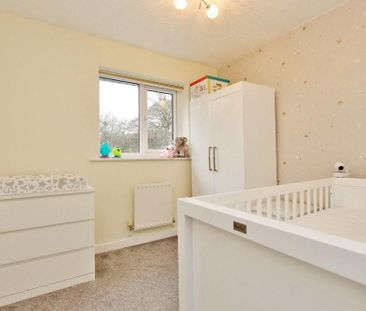 4 bedroom detached house to rent - Photo 6