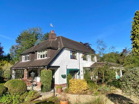 4 bedroom detached house to rent - Photo 4