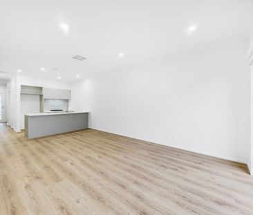 Modern Townhouse in Mickleham - Photo 2