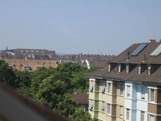 Appartement mansardé moderne, lumineux et spacieux - Photo 1