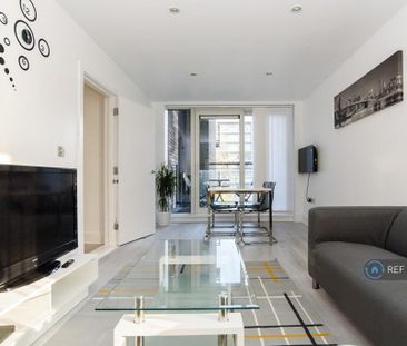 2 bedroom flat to rent - Photo 1