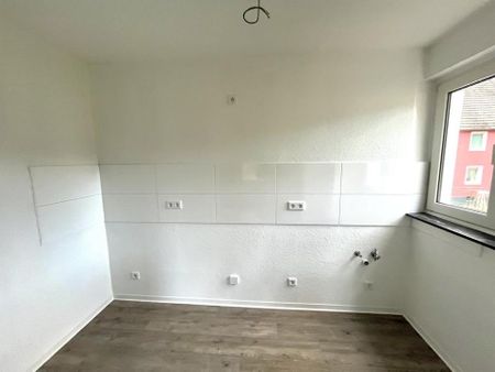 FAMILIENGLÜCK! 5-Zimmer Wohntraum mit 2 Bädern & Küchen - Photo 4